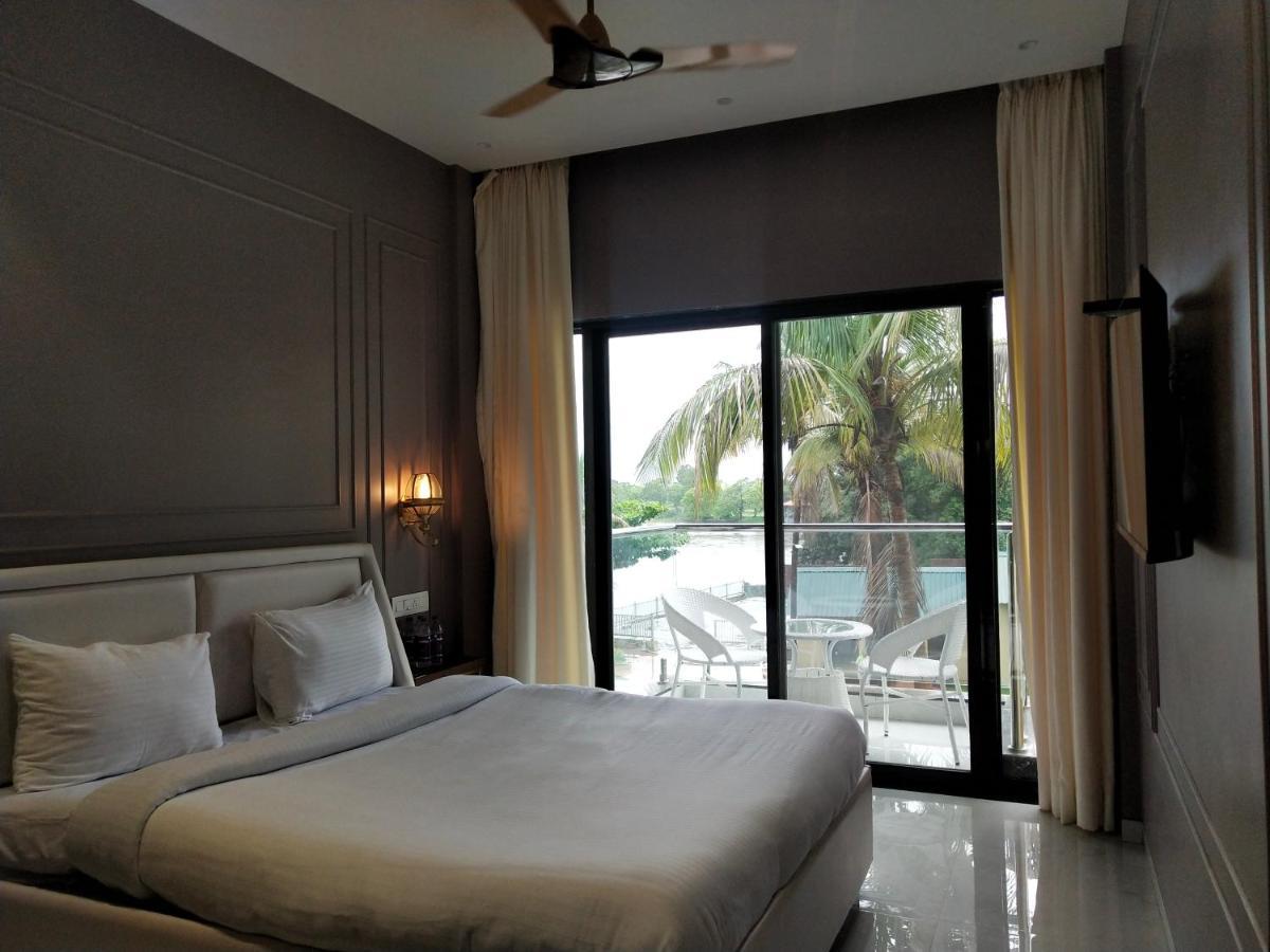 Paramount Riverfront Resort & Spa, Karjat Exterior photo