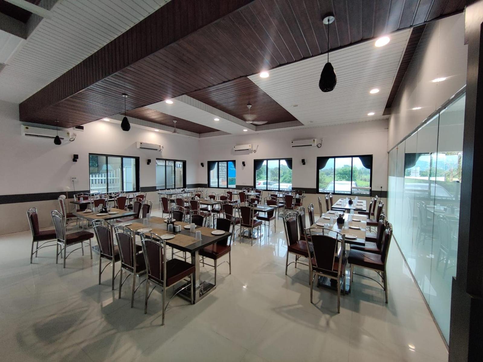 Paramount Riverfront Resort & Spa, Karjat Exterior photo